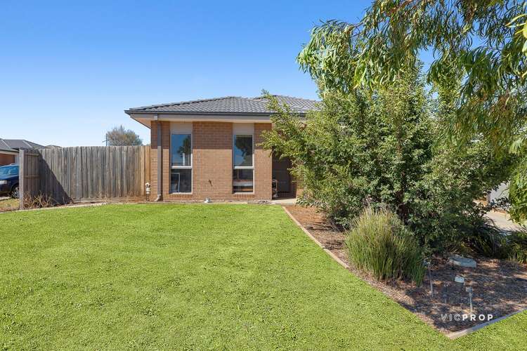 Main view of Homely house listing, 11 Hinkler Crescent, Brookfield VIC 3338