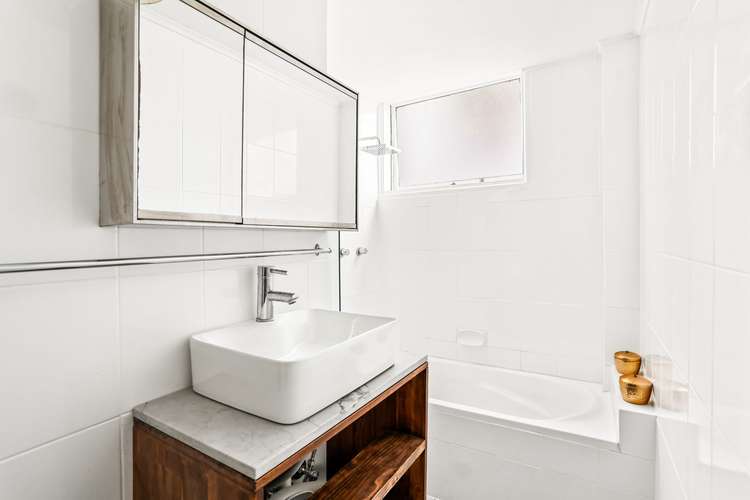 Fifth view of Homely apartment listing, 8 Sandridge  Street, Bondi NSW 2026