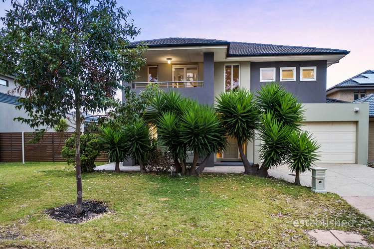 12 Crescendo Ridge, Sanctuary Lakes VIC 3030