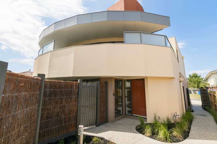 Main view of Homely townhouse listing, 3/10 Shenfield Avenue, Bonbeach VIC 3196