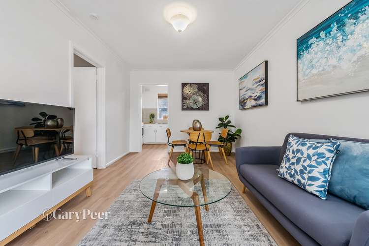 11/4 Walnut Street, Carnegie VIC 3163