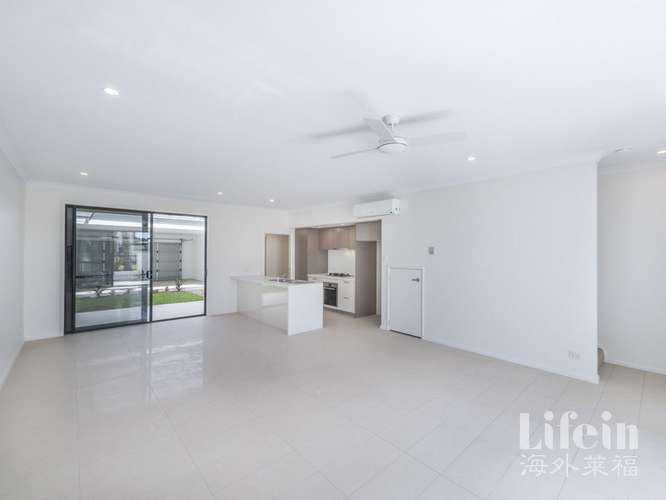 Second view of Homely house listing, 11 Mayfair Lane, Hope Island QLD 4212