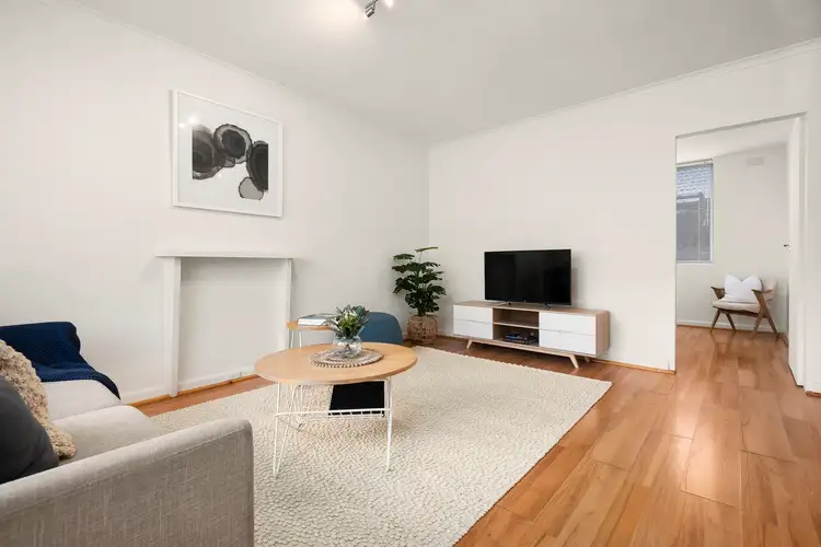 8 Rosedale Avenue
