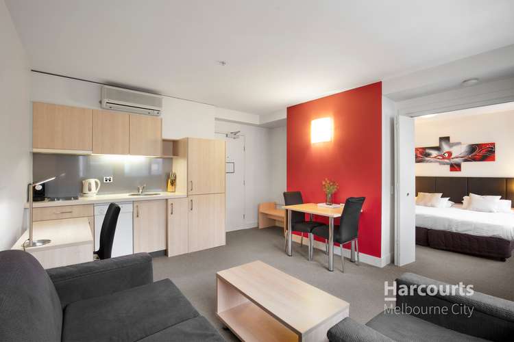 704/18-20 Bank Place, Melbourne VIC 3000