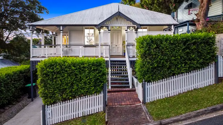 15 Craig Street
