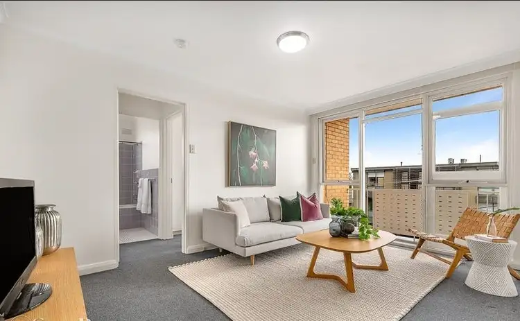 11 Balaclava Road