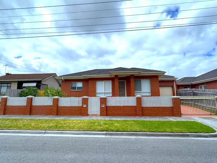 12A Wave Street