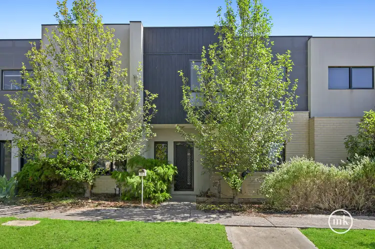 14 Damask Way