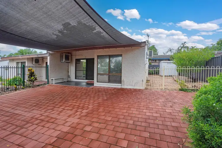 24 Grassland Crescent