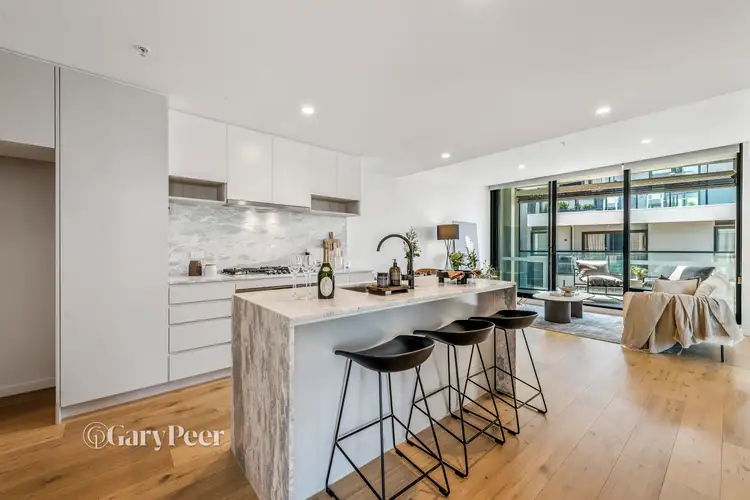 1242 Glen Huntly Road