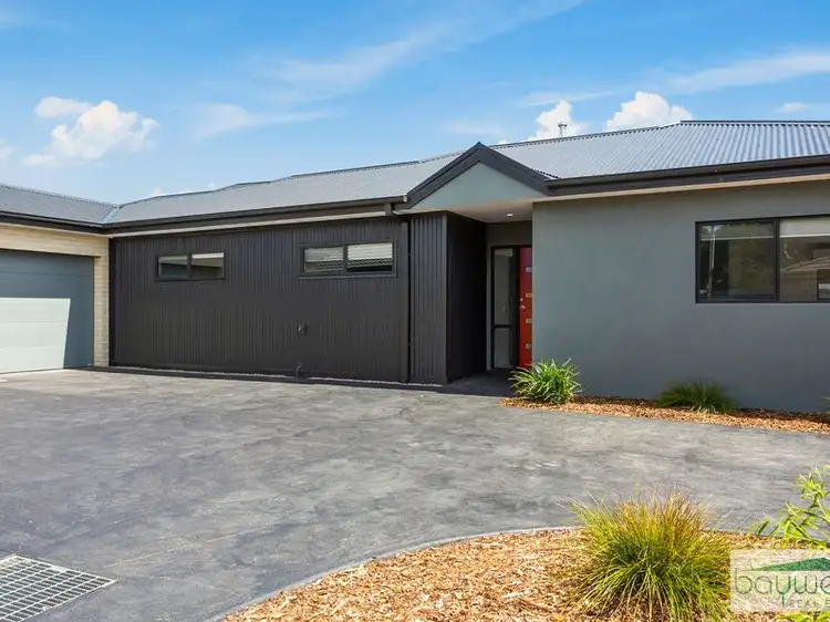5 Austin Court
