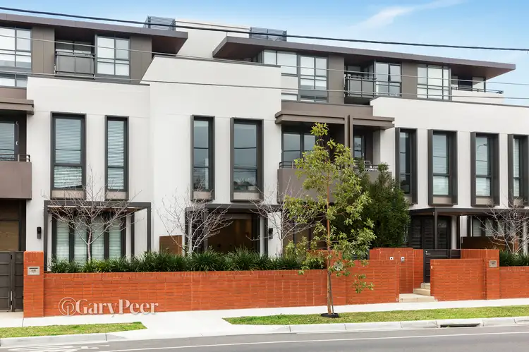 62a Kambrook Road