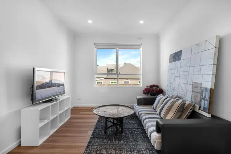 Fourth view of Homely apartment listing, 5/44 Clarence Street, Elsternwick VIC 3185