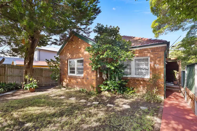 Main view of Homely house listing, 39 Oliver Street, Freshwater NSW 2096