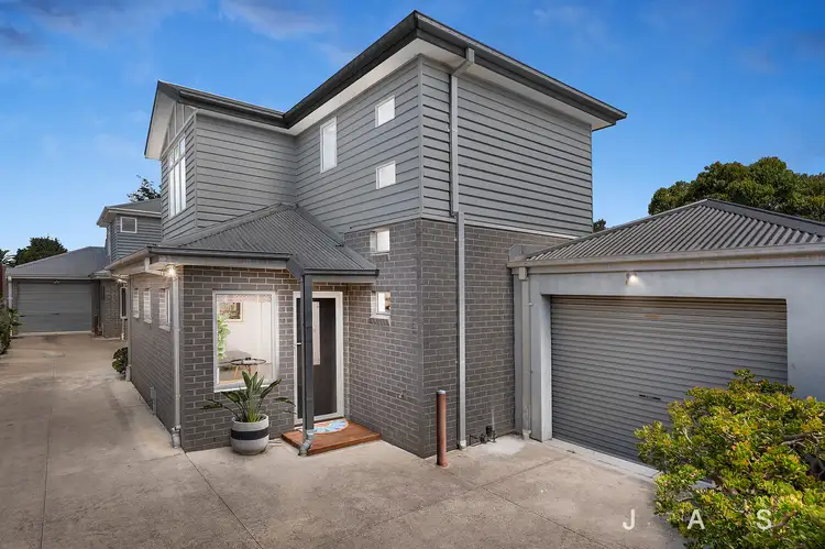 23 Baird Street