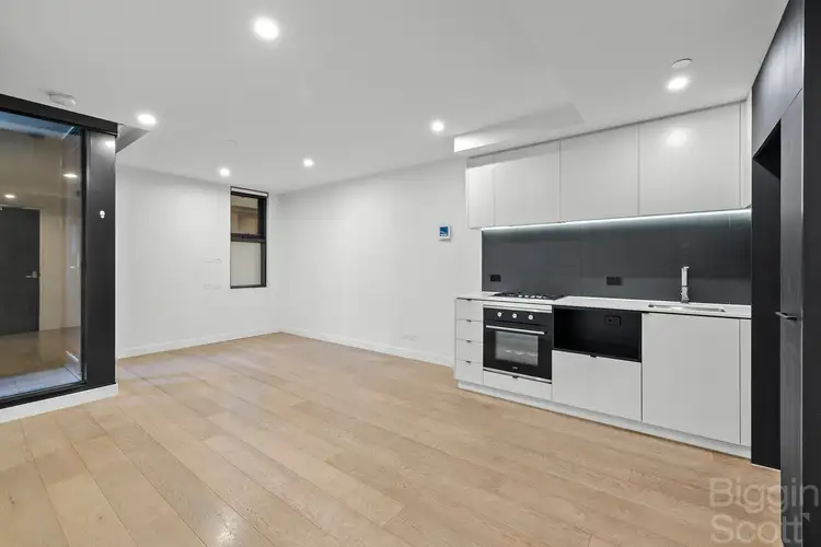 10 Claremont Street
