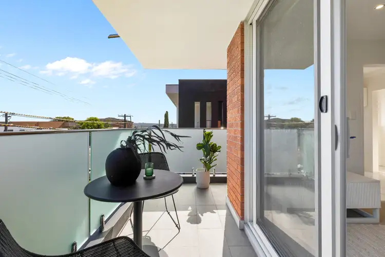 Second view of Homely apartment listing, 3/117 Crown Road, Queenscliff NSW 2096