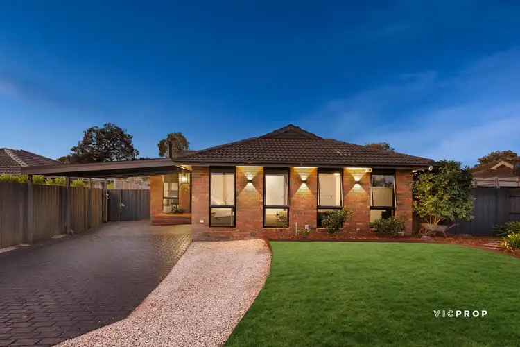 11 Richborough Grove