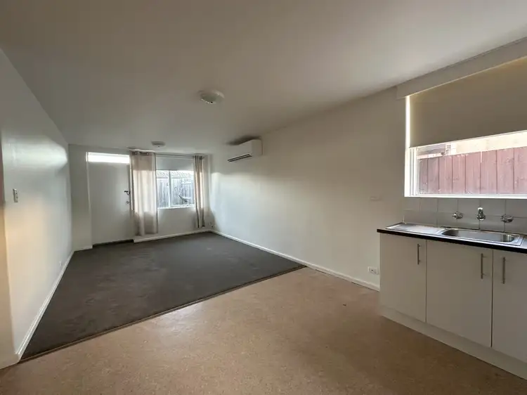 Fifth view of Homely unit listing, 1/405 Nepean Highway, Mordialloc VIC 3195