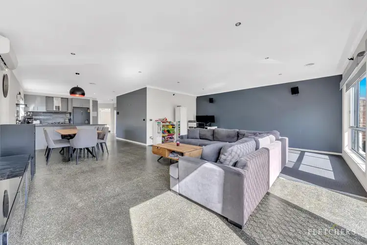 Sixth view of Homely house listing, 1/8 Cootamundra Circuit, Harkness VIC 3337