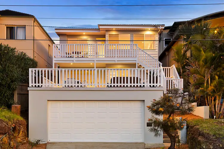 22 Curl Curl Parade, Curl Curl NSW 2096