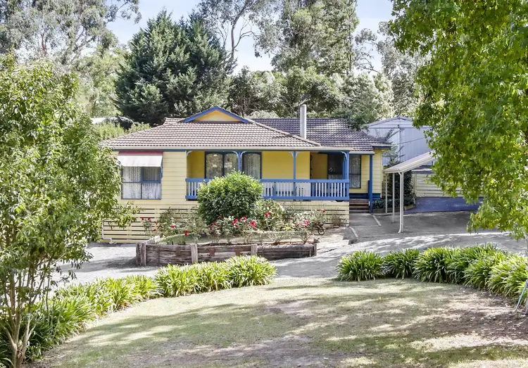 21 Valley Road, Seville VIC 3139