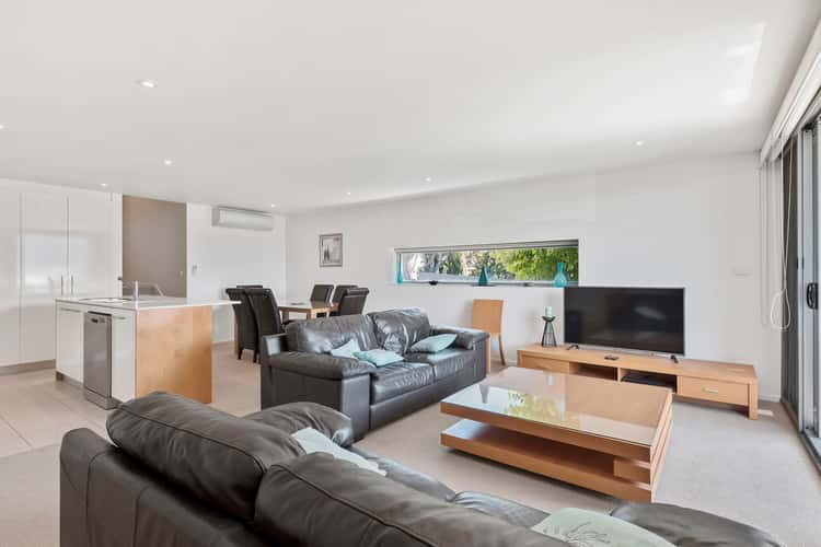 Sixth view of Homely apartment listing, Unit 4/17 Nelson   Street, Apollo Bay VIC 3233