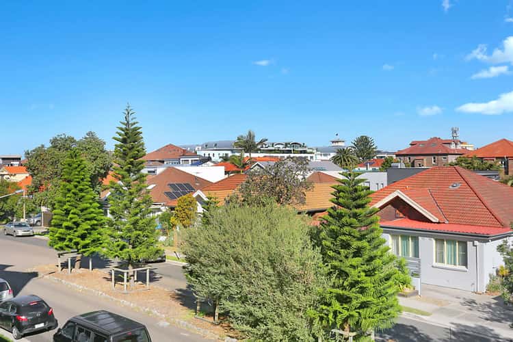 Fourth view of Homely blockOfUnits listing, 1-4/96 Warners Avenue, Bondi Beach NSW 2026