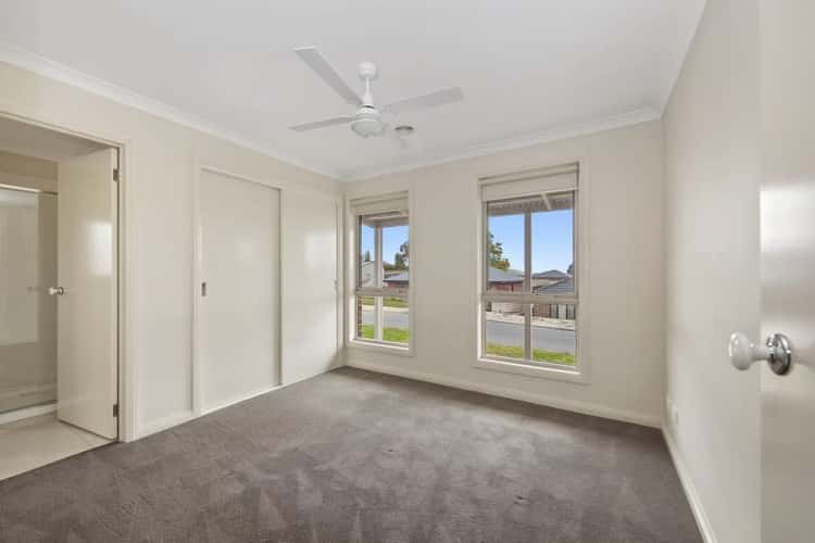 Fifth view of Homely house listing, 17 Cecile Court, Ballarat East VIC 3350