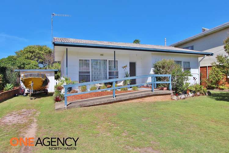 17 Ocean Street, North Haven NSW 2443