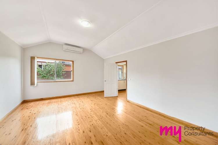 Second view of Homely house listing, 5 Fyfe Place, Glenfield NSW 2167