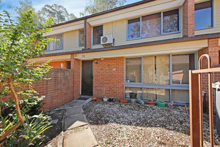 Main view of Homely townhouse listing, 25/15 Fourth Avenue, Macquarie Fields NSW 2564