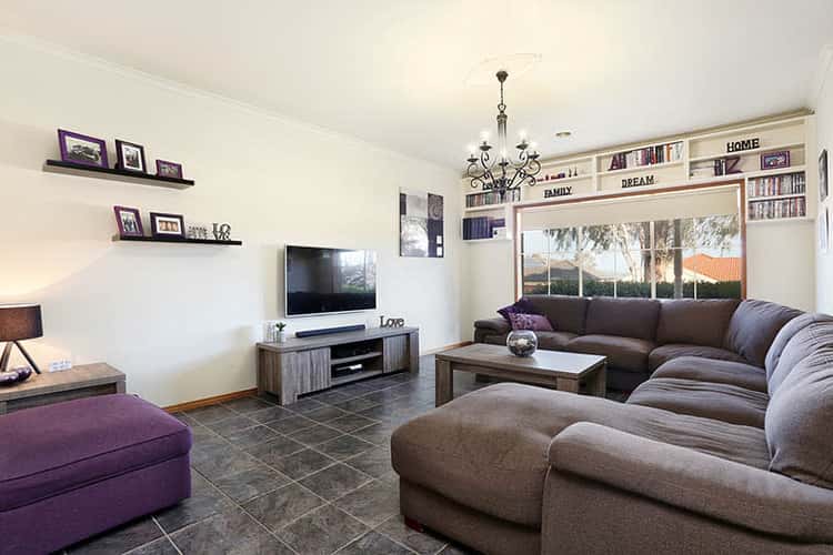Second view of Homely house listing, 14 Rosewin Court, Berwick VIC 3806
