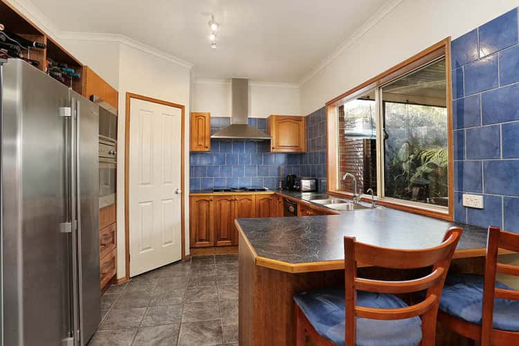 Fifth view of Homely house listing, 14 Rosewin Court, Berwick VIC 3806