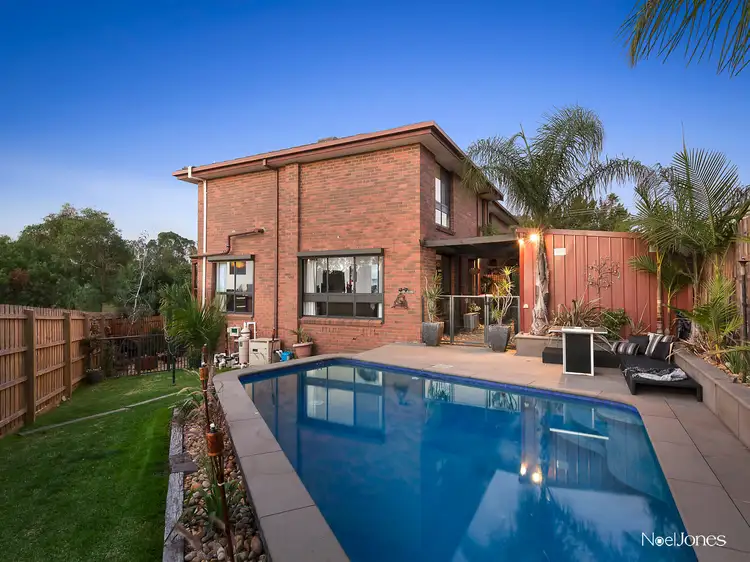 41 Mayfair Drive, Ferntree Gully VIC 3156
