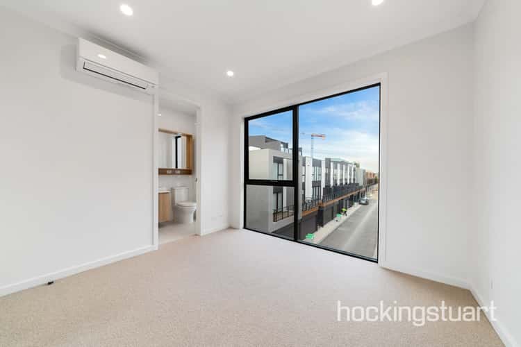 Fifth view of Homely townhouse listing, 125 Boundary Street, Port Melbourne VIC 3207