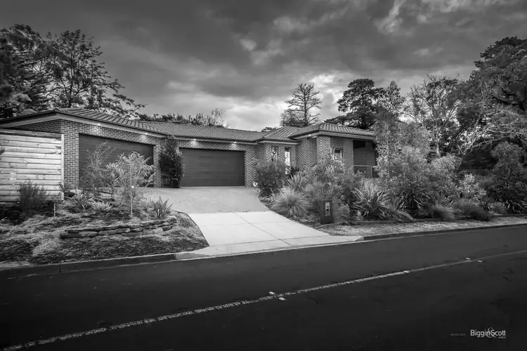 28 Alma Avenue, Ferntree Gully VIC 3156