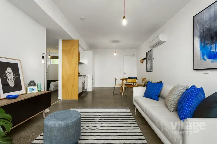 201/2 Alexander Street, Seddon VIC 3011