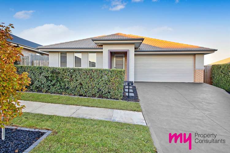 86 Greenfield Crescent, Elderslie NSW 2570