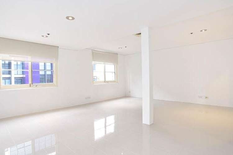 Third view of Homely apartment listing, 19/9 Beach Street, Port Melbourne VIC 3207