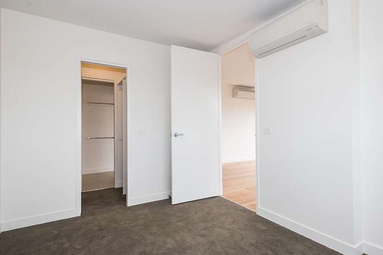 Fourth view of Homely apartment listing, 203/131 Parkers Road, Parkdale VIC 3195