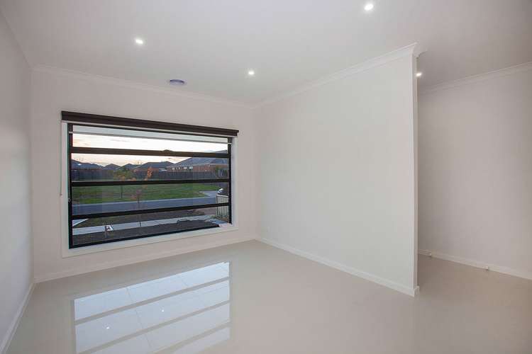 Fourth view of Homely house listing, 1/21 Santander Crescent, Point Cook VIC 3030