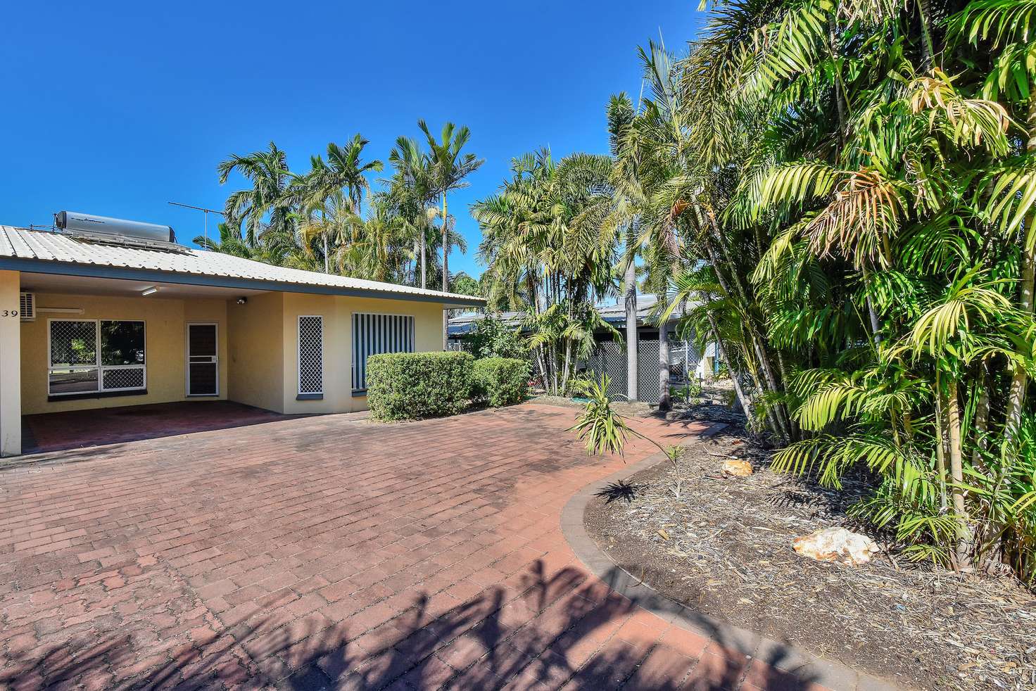 Main view of Homely semiDetached listing, 2/39 Hutchison Terrace, Bakewell NT 832