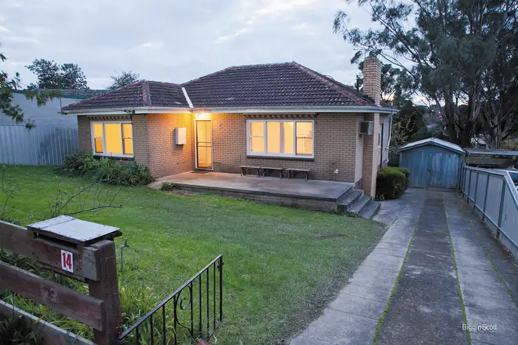 14 Blackwood Park Road, Ferntree Gully VIC 3156