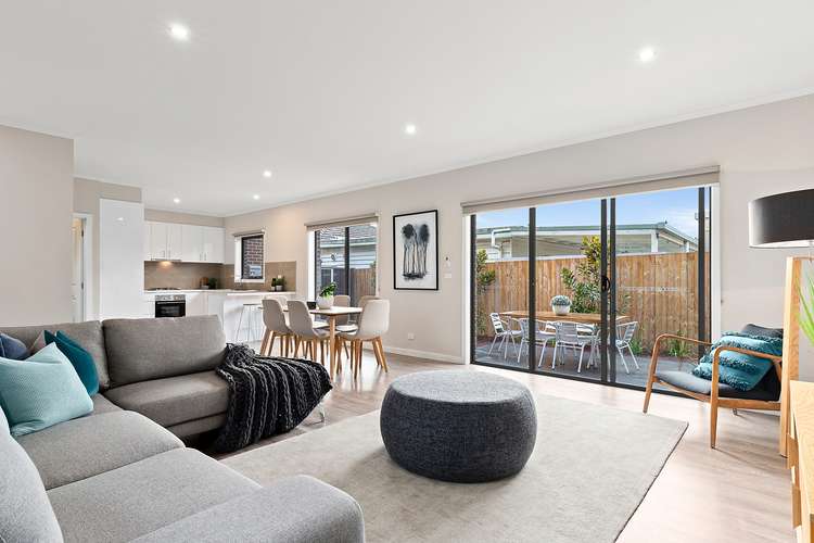 Main view of Homely townhouse listing, 2/25 Shady Grove, Nunawading VIC 3131