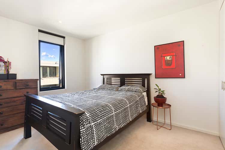 Fifth view of Homely apartment listing, 605/52 Nott Street, Port Melbourne VIC 3207