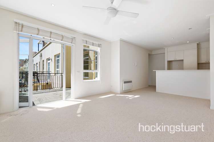Main view of Homely apartment listing, 3/2 Graham Street, Port Melbourne VIC 3207