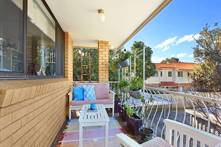 Second view of Homely apartment listing, 4/5 Whitfield Place, Lake Illawarra NSW 2528