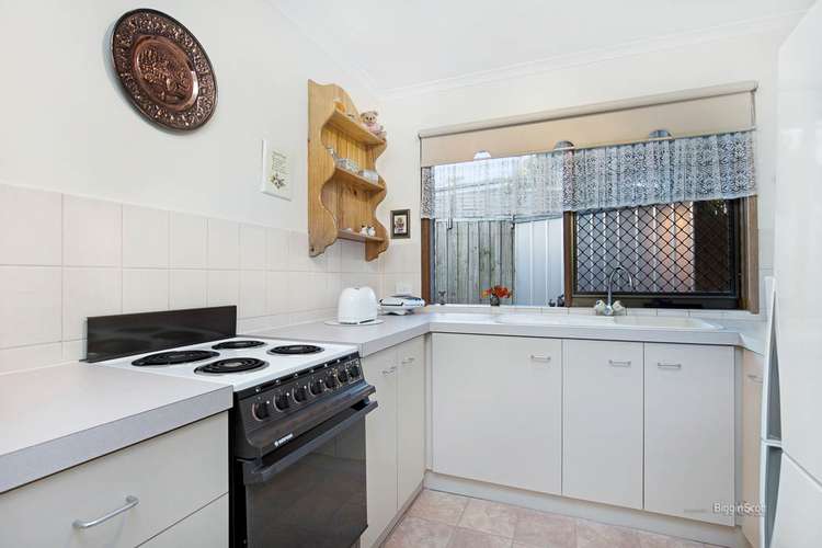 Fifth view of Homely unit listing, 2/30a Forest Road, Ferntree Gully VIC 3156