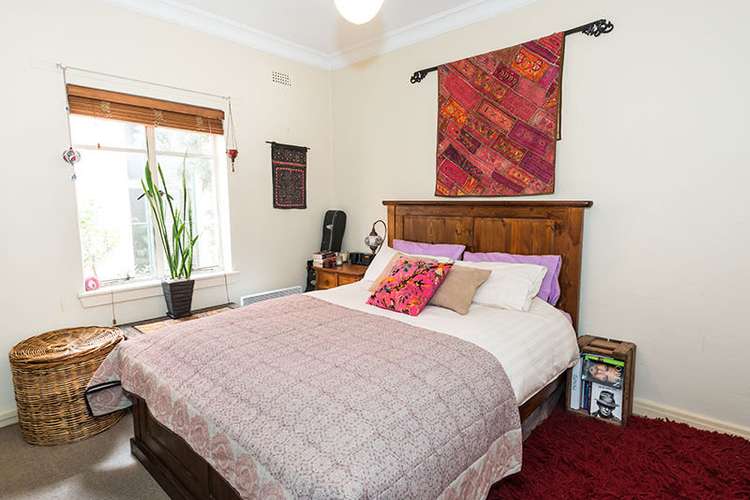 Fifth view of Homely apartment listing, 5/42 Burnett Street, St Kilda VIC 3182